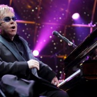 Elton John - <u>Live</u> 12 Luglio a Caracalla